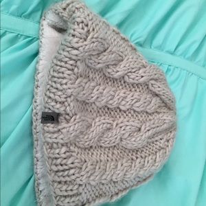 North face Beanie hat